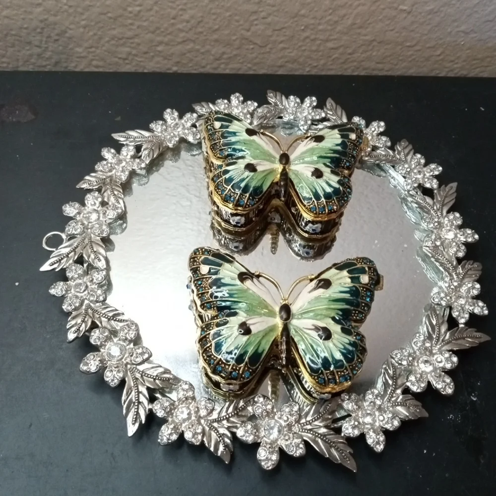 EXQUISITE Pair Signed Jay Strongwater Bejewelled Enamel 3